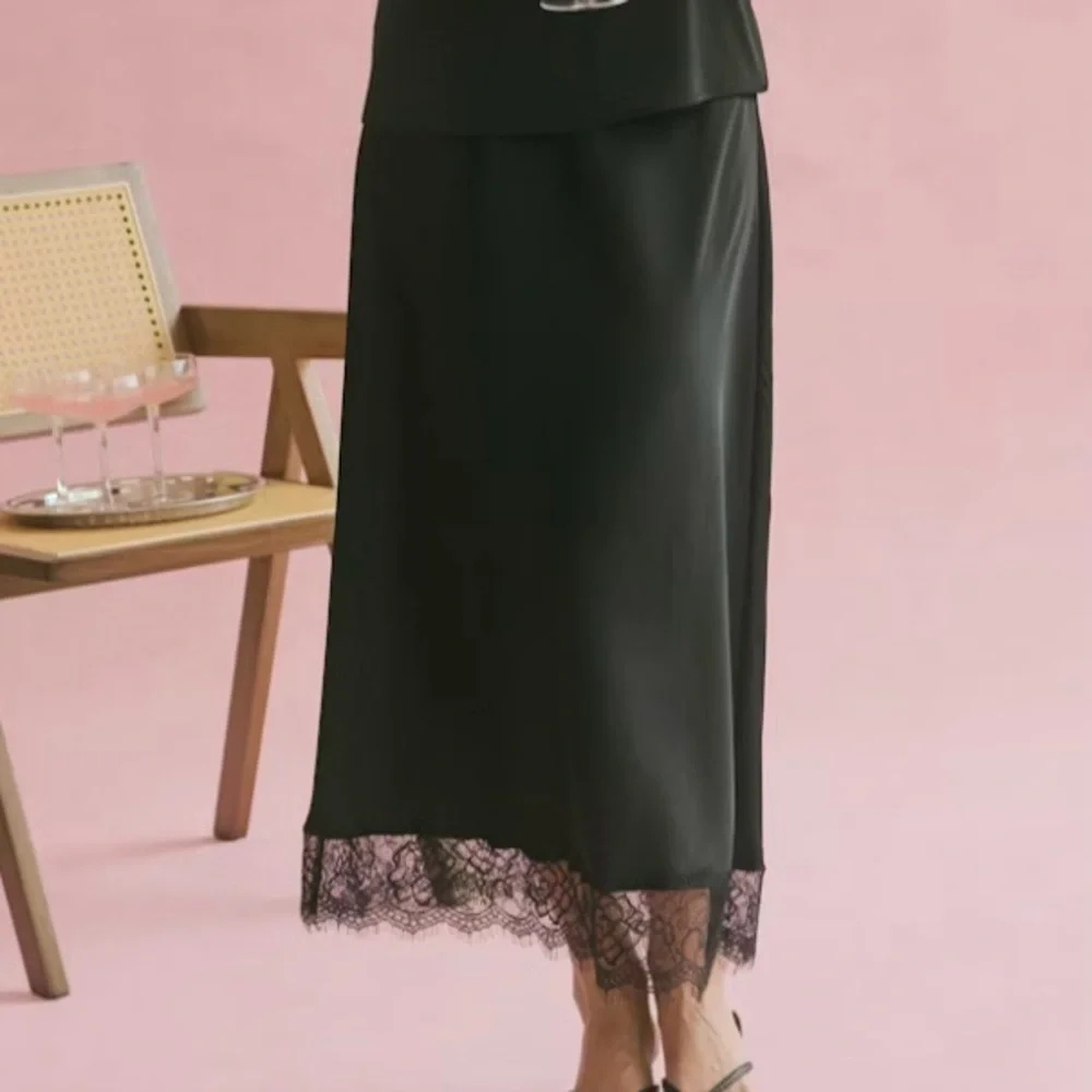 NWT KAFFE KAhilda Skirt Size Medium (Danish 38) Silky Black with Lace Trim - Picture 10 of 16